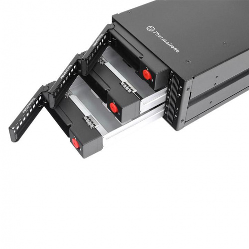 Сменный бокс для HDD/SSD Thermaltake Max 3503 SATA I/II/III/SAS металл черный hotswap 3 фото 5