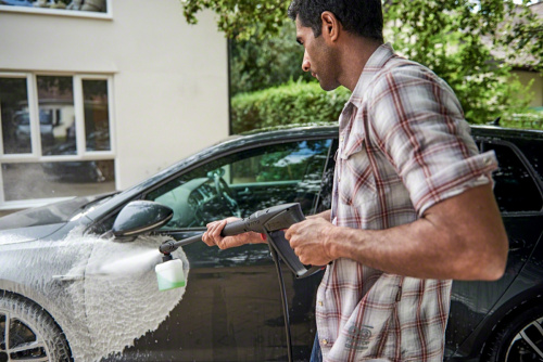 Минимойка Bosch UniversalAquatak 130 + Car Kit 1700Вт (061599261B) фото 5