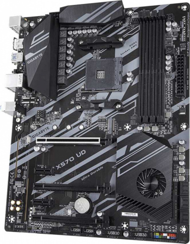 Материнская плата Gigabyte X570 UD Soc-AM4 AMD X570 4xDDR4 ATX AC`97 8ch(7.1) GbLAN RAID+HDMI фото 3
