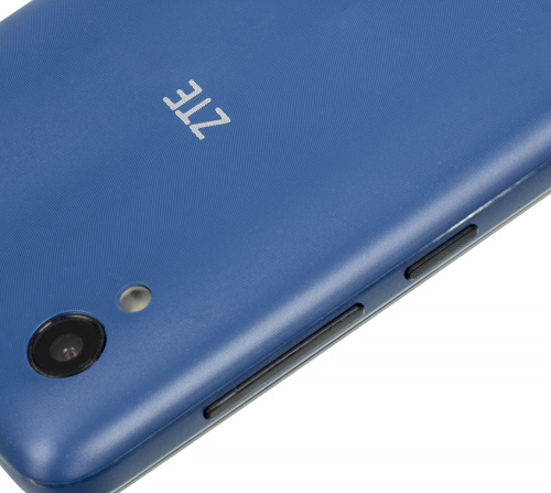 Смартфон ZTE Blade L8 32Gb 1Gb синий моноблок 3G 2Sim 5" 480x960 Android 9 8Mpix 802.11 b/g/n GPS GSM900/1800 GSM1900 MP3 FM microSD max128Gb фото 8
