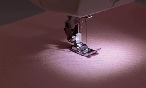 Швейная машина Brother RS21 белый/розовый фото 5