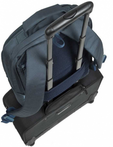 Рюкзак для ноутбука 17.3" Riva 8460 темно-синий полиэстер женский дизайн фото 5