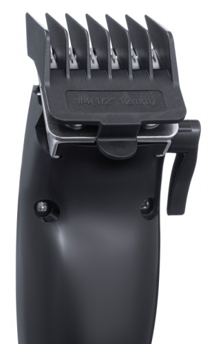 Машинка для стрижки Sinbo SHC 4377 серебристый/черный 8Вт (насадок в компл:4шт) фото 5