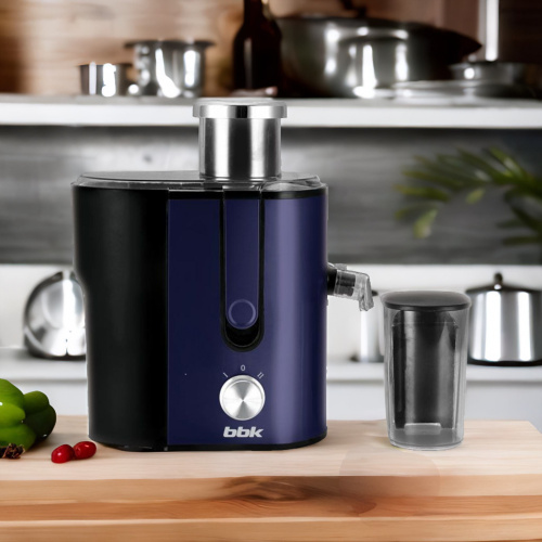 Соковыжималка центробежная BBK JC060-H02 600Вт рез.сок.:450мл. черный/фиолетовый фото 3 Соковыжималка центробежная BBK JC060-H02 600Вт рез.сок.:450мл. черный/фиолетовый фото 3