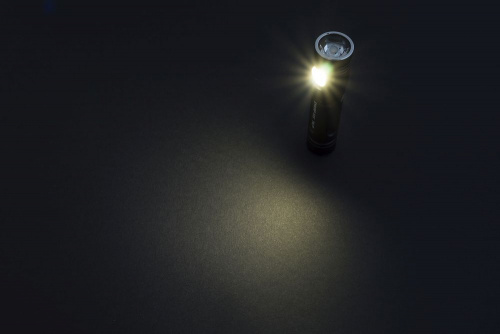 Фонарь универсальный Яркий Луч YLP S15 Sherp черный 9Вт лам.:светодиод. 900lx CR18650x1 фото 9